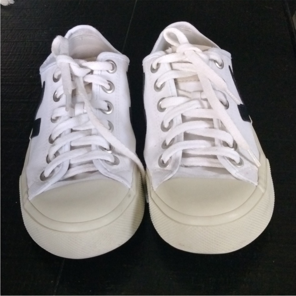 VEJA Wata Canvas Sneakers - size 7 - Picture 2 of 7